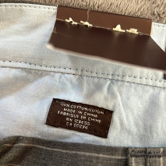 Men’s Back Black, size 38x32 grey pint striped pants. New with tags, 100% cotton - Picture 3 of 7